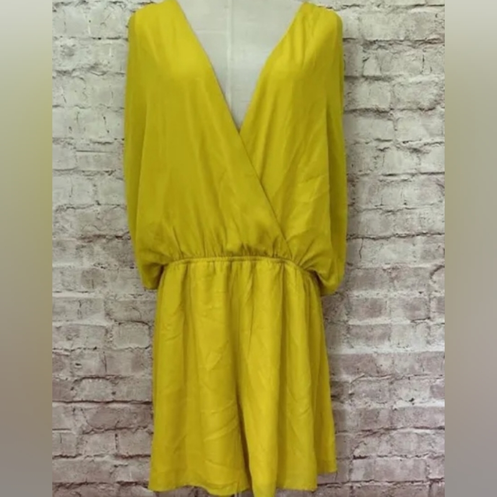 NWT Ashley stewart  Kimono Sleeve Belted Surplice Romper Yellow